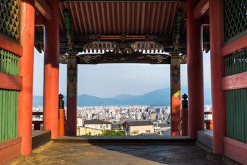 清水寺西門から望む京都の町並み