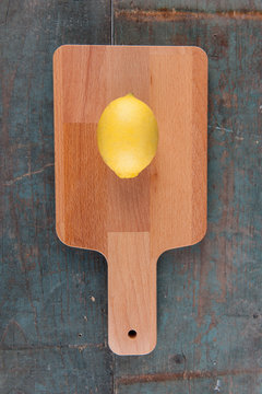 Lemon on cutting board
