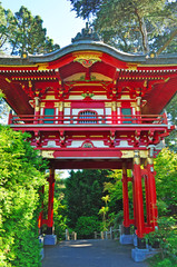 San Francisco: la Casa del tè nel Japanese Tea Garden il 16 giugno 2010. Creato nel 1894 all'interno del Golden Gate Park, è il più antico giardino pubblico giapponese negli Stati Uniti