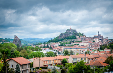 Panorama sur le Puy-en-Velay en Auvergne