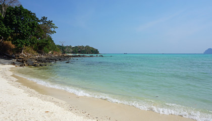 long beach on ko phi phi island