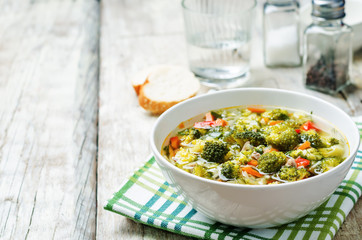 broccoli chicken soup