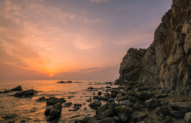 Берега Японского моря: Россия, Приморский край, полуостров Трудный