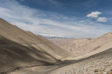 Fototapeta na wymiar Beautiful landscape, Manali-Leh trans Himalayan road to Ladakh India.