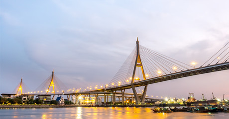 Obraz premium Bhumiphol bridge in Bangkok
