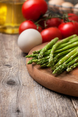 fresh asparagus, tomatoes, eggs