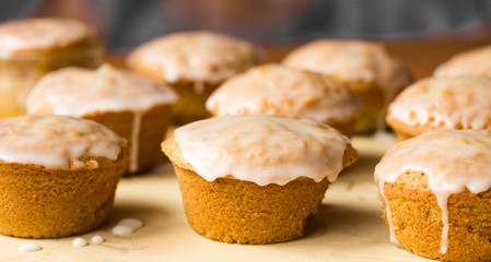 Muffins mit Zuckerguss