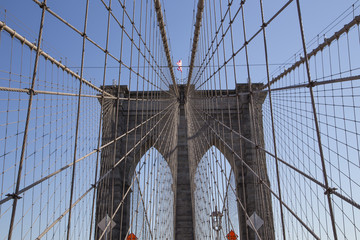 Fototapeta premium brooklyn bridge during a sunny day in new york