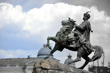 Kiew - Reiterstandbild des Kosakenhetmans Bohdan Chmelnyzkyi auf dem Sophienplatz