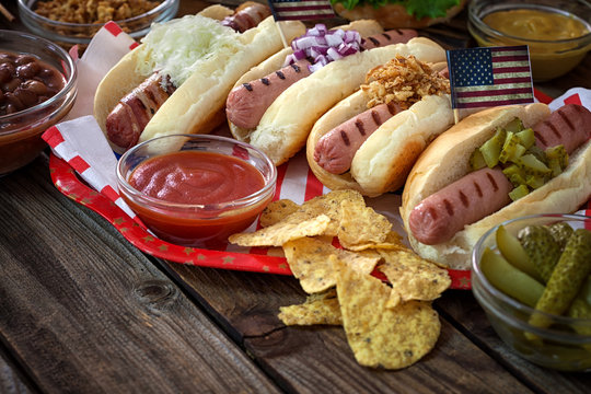 American 4th of July Hot Dogs Picnic Table