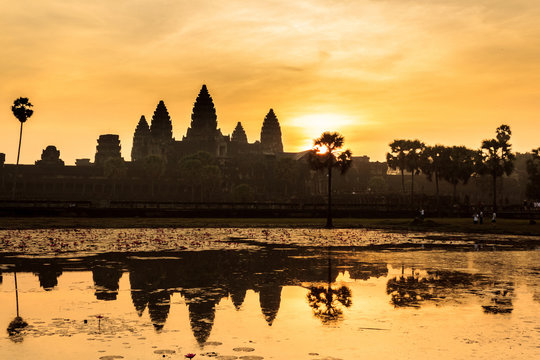  Angkor Wat Temple during sunrise, Cambodia