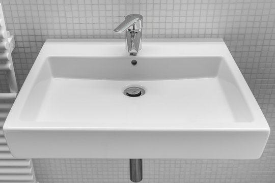white wash basin closeup