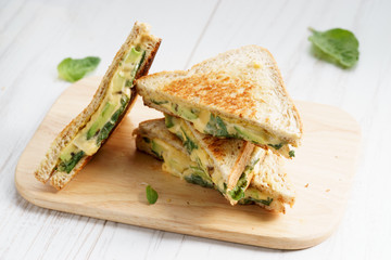 grilled cheese sandwich with avocado