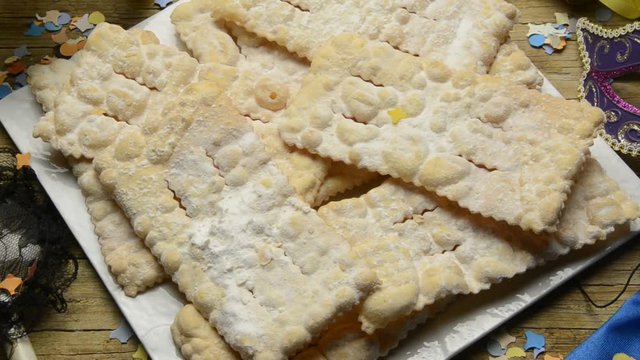 Dulces carnavalescos Dolci carnevaleschi Bugie Chiacchiere Sfrappole Galani Crostoli Cenci Lattughe