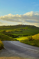 Obraz premium The beautiful colors of the spring in Tuscany