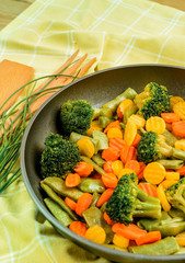 Verdure in padella, close-up