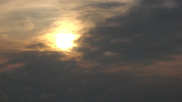 4K・太陽と流れる雲-3・タイムラプス_3-315