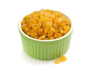 raisins in bowl isolated on white