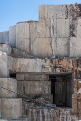 Cava di Marmo Bianco a Carrara, Italia © GDFineArtFactory