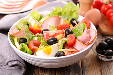 vegetable salad with egg and ham