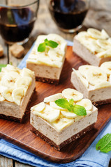 chocolate banana mousse cake