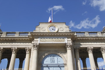 Obraz premium Entrée de l'Assemblée Nationale à Paris