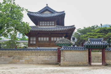 Obraz premium SEOUL,South Korea - MAY 24: Deoksugung Palace. MAY 24, 2016 in S