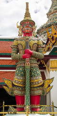 Fototapeta premium giant in wat pra keaw 