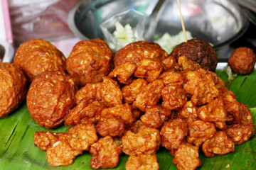 fried fish-paste balls