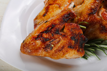 Grilled chicken wings