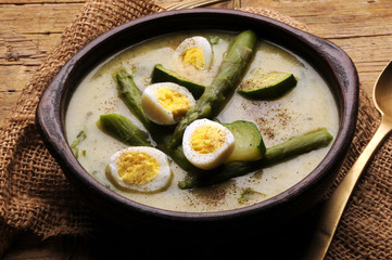 ซุป حساء చారు సూప్ சூப் Суп 汤 Ям Chupi Polévka Polievka Zuppa Sopa スープ 수프 Soupe Zuppe सूप Leves Juha Súpa מרק Soup Suppe Minestra Σούπα Zopė Bıldırcın yumurtası