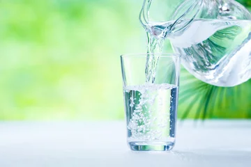 Foto auf Acrylglas Wasser Gießen Sie Wasser