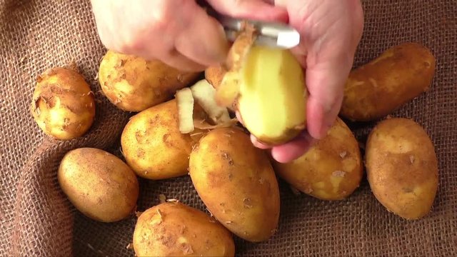 Potatoes and the process of cleaning 
