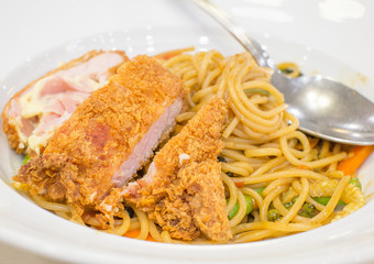 spaghetti with cordon bleu