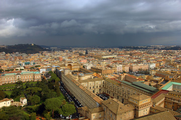 Obraz premium top view of territory of Vatican and roman landscape from the do