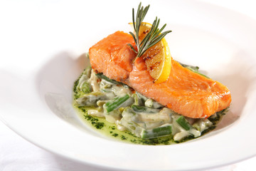 salmon steak with gravy