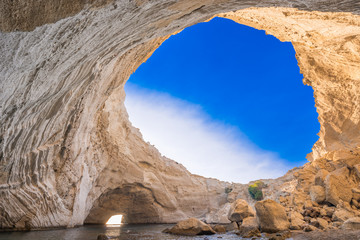Grotte de Sykia sur l& 39 île de Melos, Grèce