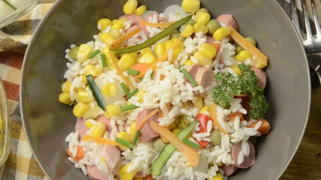 цагаан будааны салат Rice salad Ensalada de arroz สลัดข้าว Insalata di riso Reissalat סלט אורז Salade de riz Pirin&ccedil; salatası Sałatka z ryżu쌀 샐러드 米饭沙拉 ライスサラダ