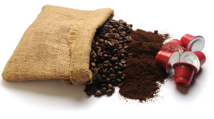 Fototapeta premium Kawa rozpuszczalna Чалды Koffiepad Dosette de cafe Kaffeepad Capsula di caffeine Jednorazowy pojemnik na kawę