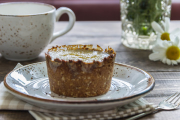 tartlets with key lime and almonds, chamomile