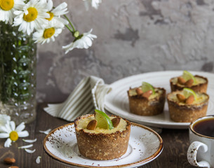 tartlets with key lime and almonds, chamomile
