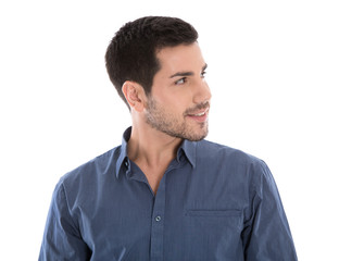 Fototapeta premium Mann blickt seitlich interessiert zur Seite. Freisteller Geschäftsmann.