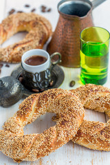 Bagels with sesame and Turkish coffee.