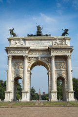 Fototapeta na wymiar Milan’s arch of Peace