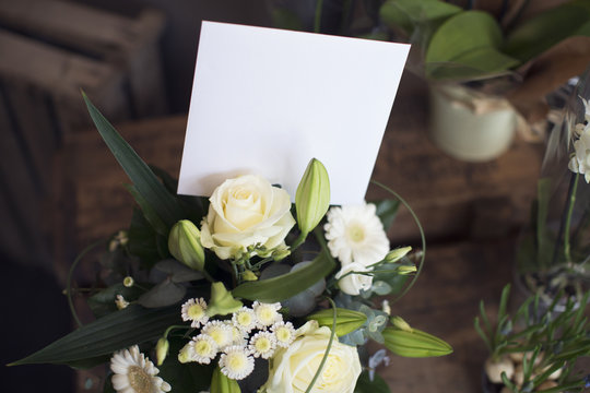 Floral gift with a card