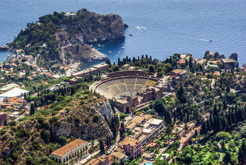 Greek Theatre of Taormina Sicily - obrazy, fototapety, plakaty