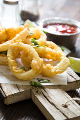 Fried squid rings © Ruslan Mitin
