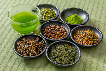 日本茶いろいろ Japanese green tea and teapot