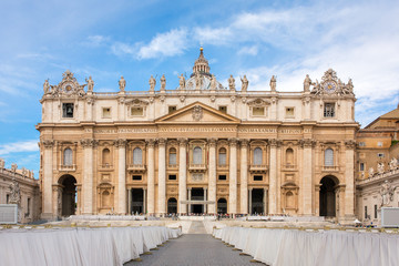 Fototapeta na wymiar Saint Peter's Basilica at St. Peter's Square in Vatican, Rome, Italy