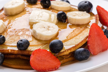 pancakes with fruits